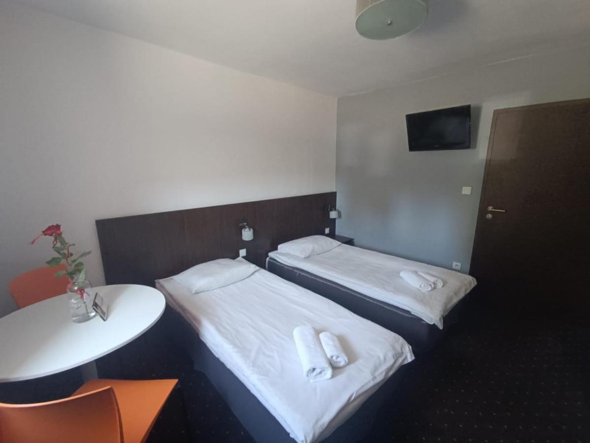 Aparthotel Strefa Budget Tychy Exterior photo